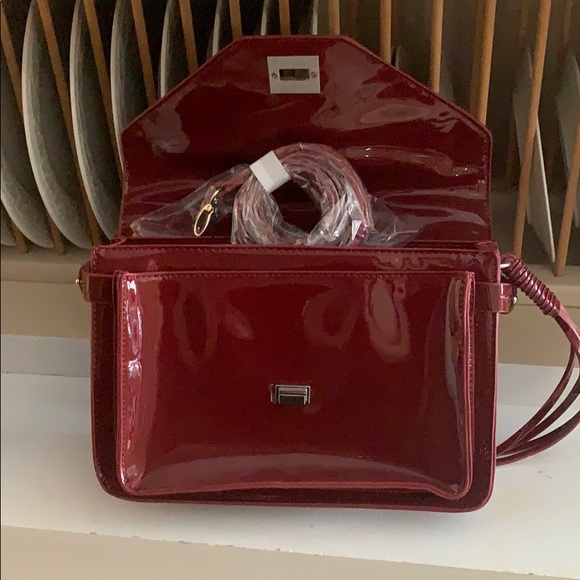 Red JustFab purse with option cross body - Picture 4 of 5